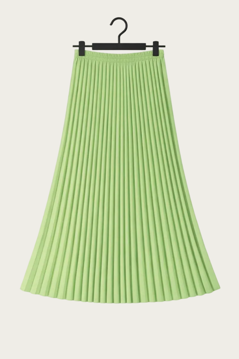 Jupe plissee vert pastel pour femme, ideale pour creer une tenue EVJF douce et harmonieuse.