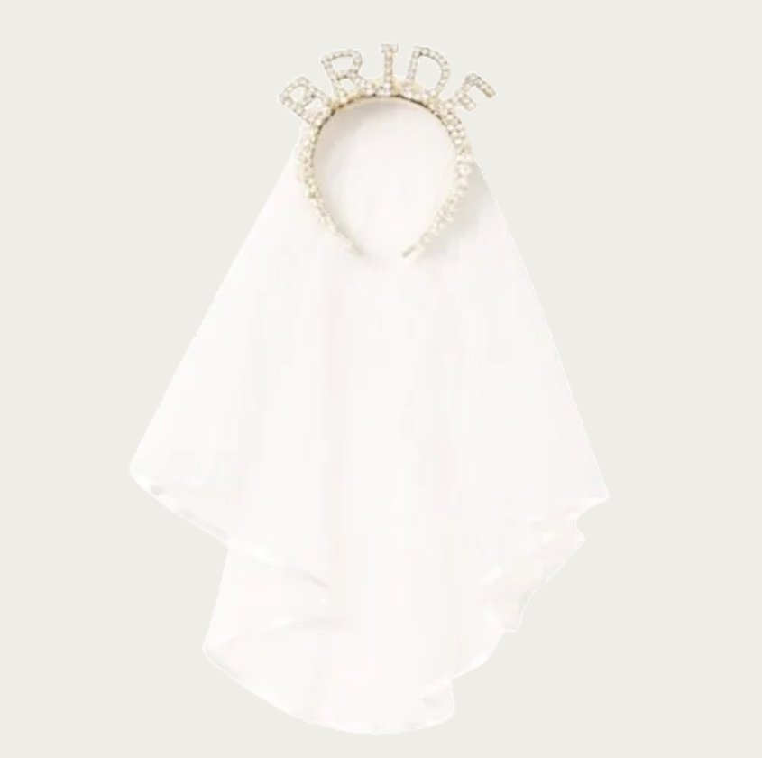 Voile EVJF blanc avec serre tete bride, accessoire incontournable pour la future mariee lors dun enterrement de vie de jeune fille.